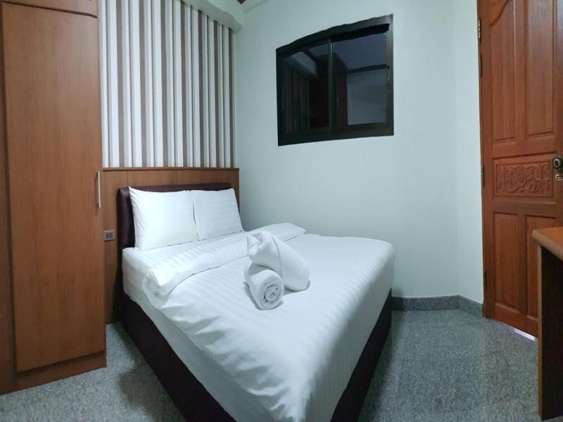 The Route Sriracha Hotel And Residence Ban Laem Chabang Exterior foto