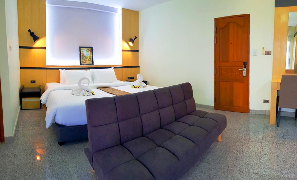 The Route Sriracha Hotel And Residence Ban Laem Chabang Exterior foto