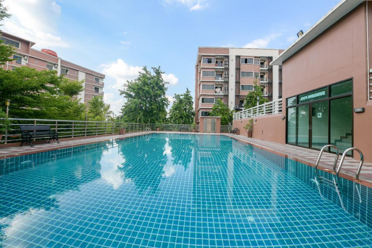 The Route Sriracha Hotel And Residence Ban Laem Chabang Exterior foto